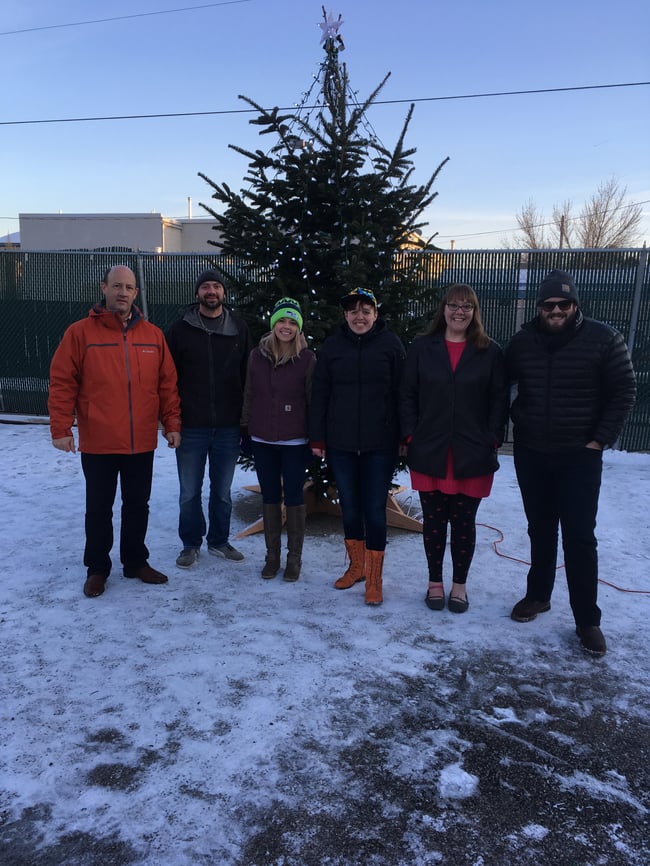 Tree decorating at Interfaith Sanctuary