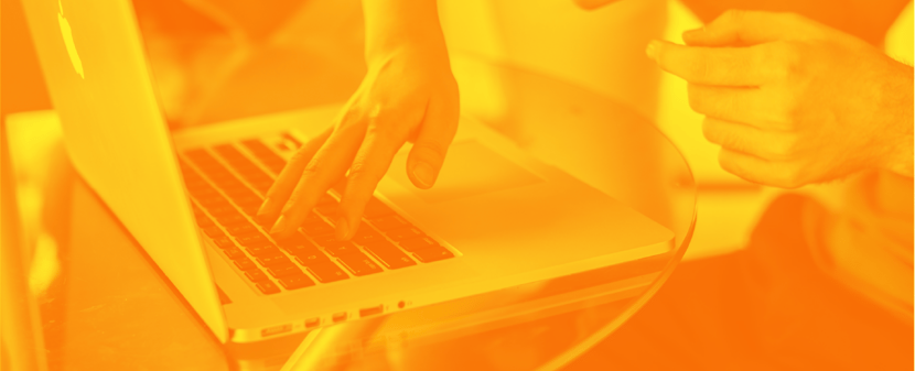 CONTENT MARKETING - hand typing